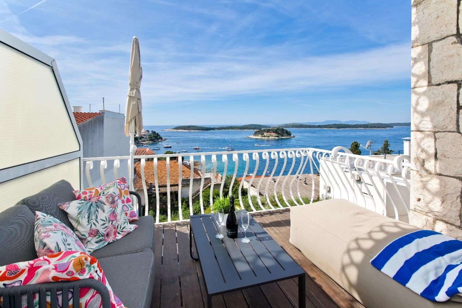 Carpe Diem Hvar